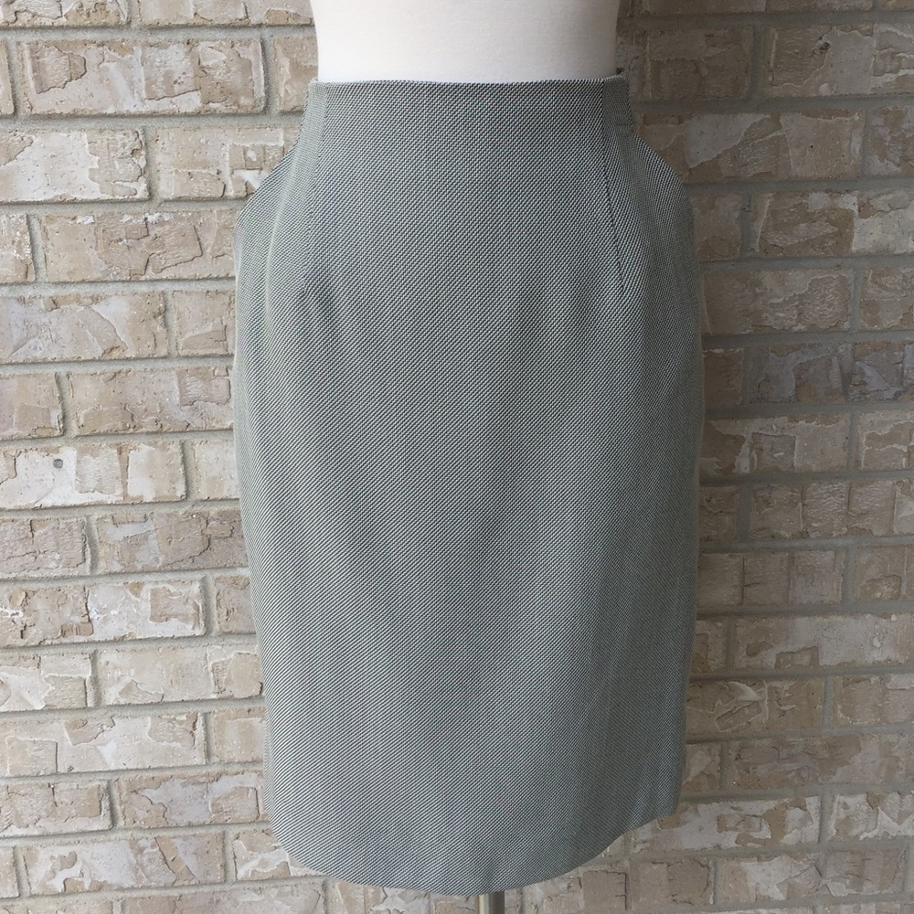 Ann Taylor Lined Pencil Skirt With Side Packet 4🌸